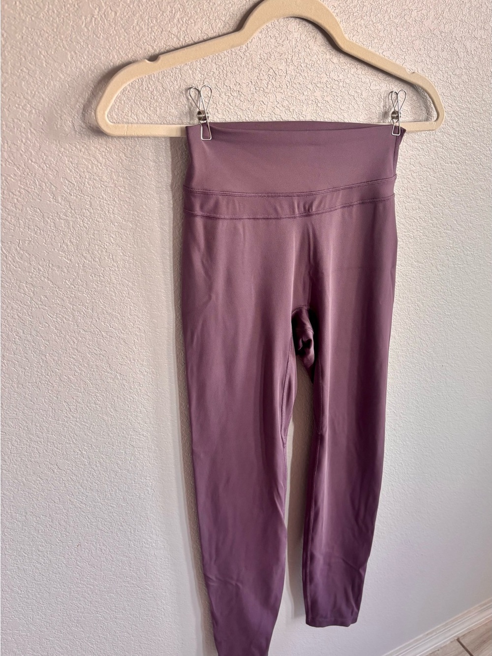 High-Waisted Mauve Leggings for Women